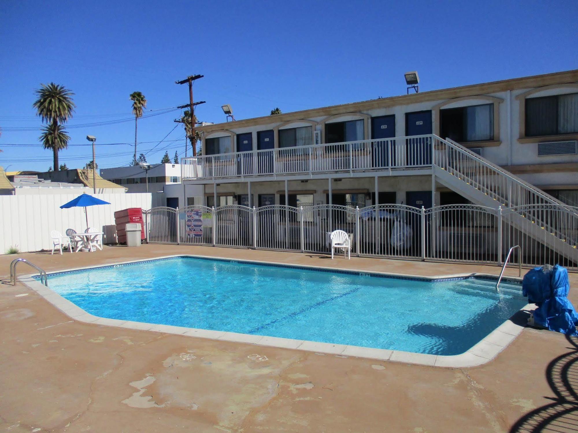 Motel 6-Canoga Park, Ca Los Ángeles Exterior foto